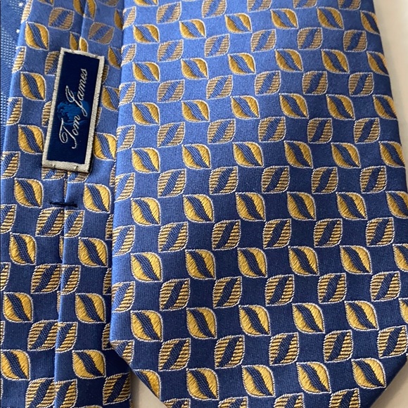 Tom James 100% silk ties - Picture 2 of 5